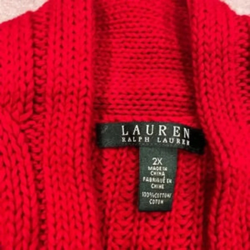 Red Women's V-Neck Ribbed Sweater